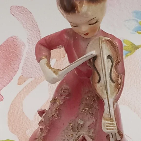 Victorian Lady in Pink Dress Playing Violin Figurine  Vintage Japan Ceramic 3D - Picture 6 of 12